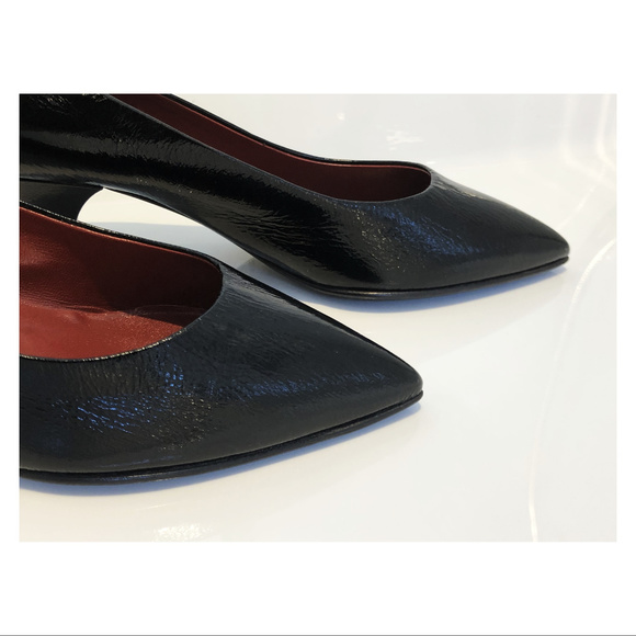 Marc by Marc Jacobs Black Leather Pumps Size 7 - Picture 5 of 8